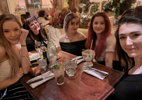 Wolfabelle pornographic model gallery