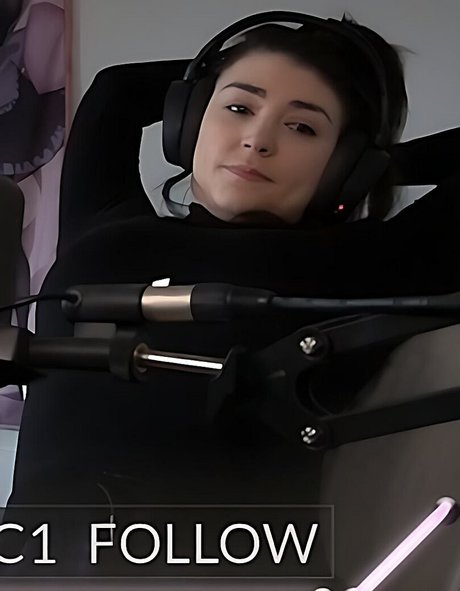 Wolfabelle exclusive star image