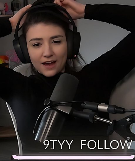 Wolfabelle free model picture