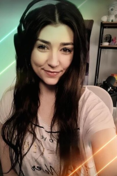 Wolfabelle star gallery