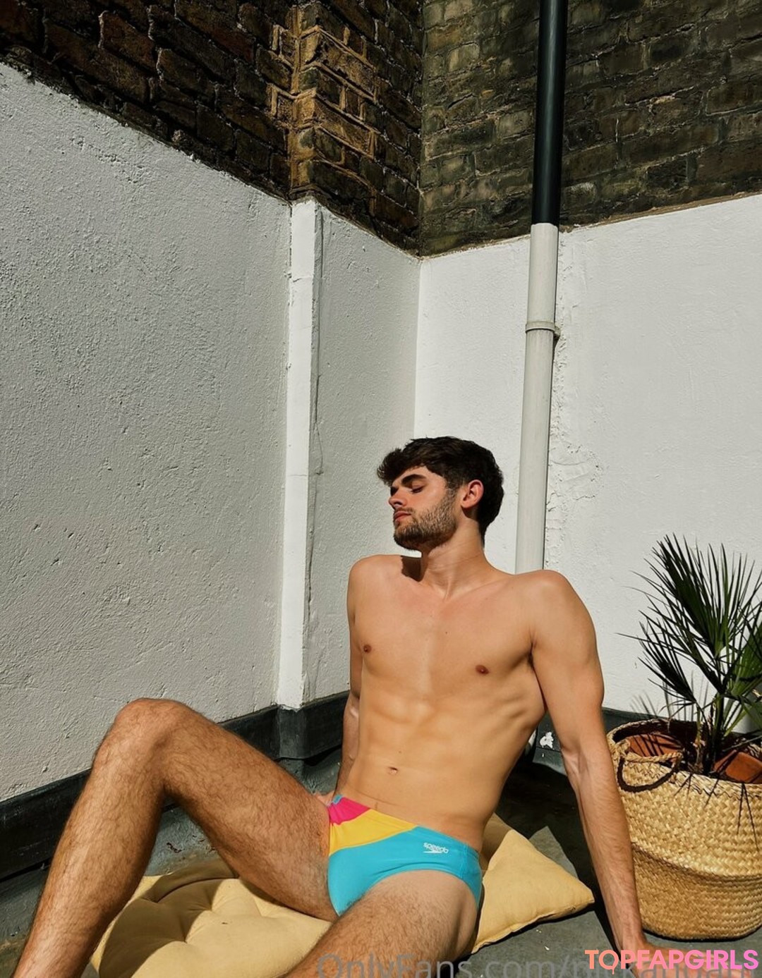 hooters onlyfans art porn img