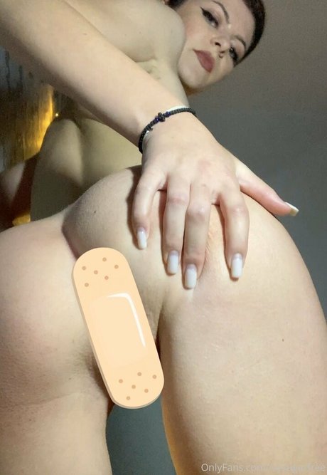 curvy free onlyfans top pic