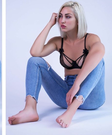 Paula Dinamicah pornstar exclusive photo