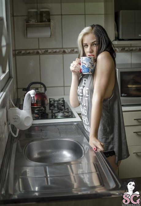 Nathi Suicide erotic star galleries