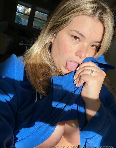 Liz Equals ASMR exclusive pornstar pic