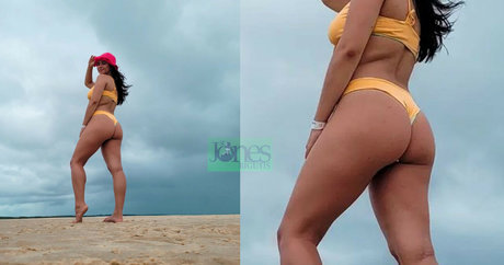 Bella Barp pretty model gallery