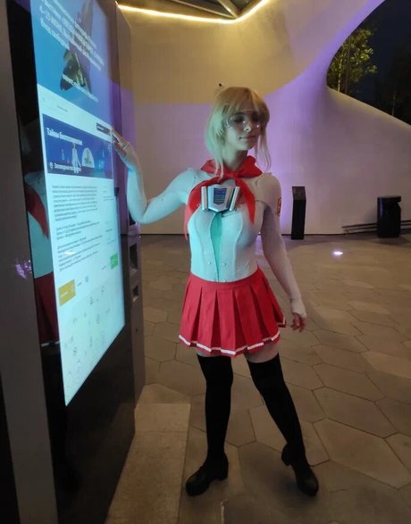 Oleviia cyber pornstar perfect pics