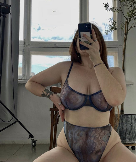 navernoedasha pretty model gallery