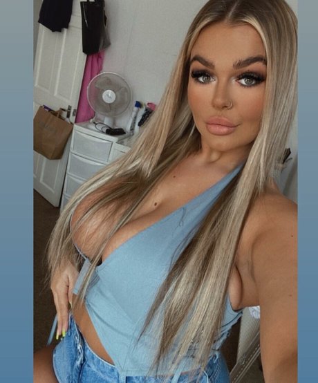 Kayleigh Thomsen beautiful actress image