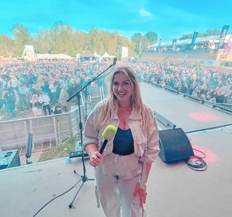 asian yoga onlyfans free photos