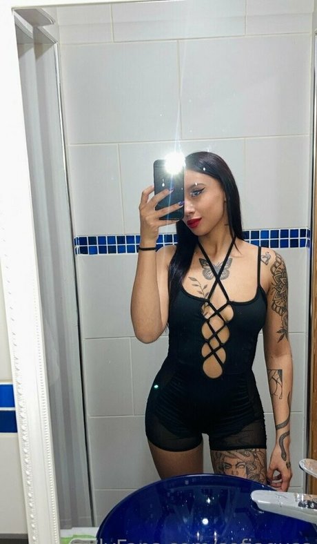 ccapricorniana99 star sexy pictures