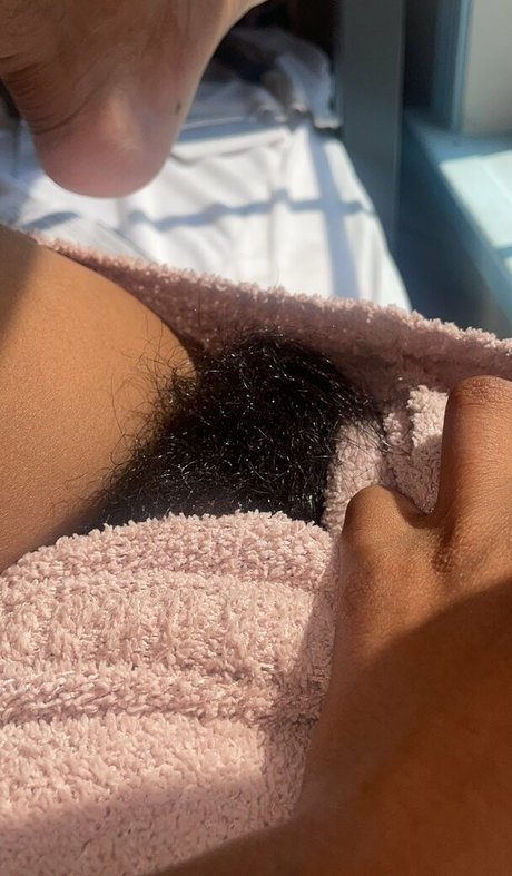 Mickey Mooh pornstar naked pic