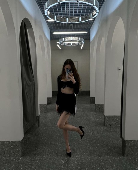 Mettaass model free img