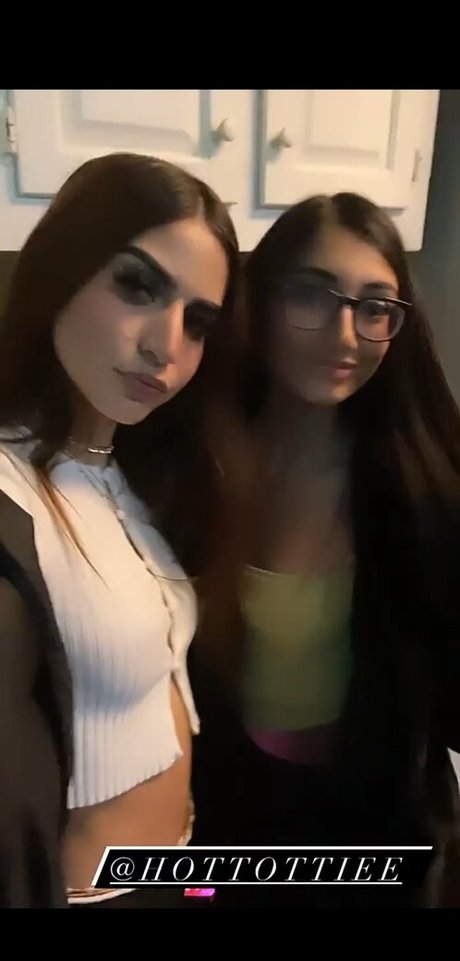 Hot Tottie star pretty pics