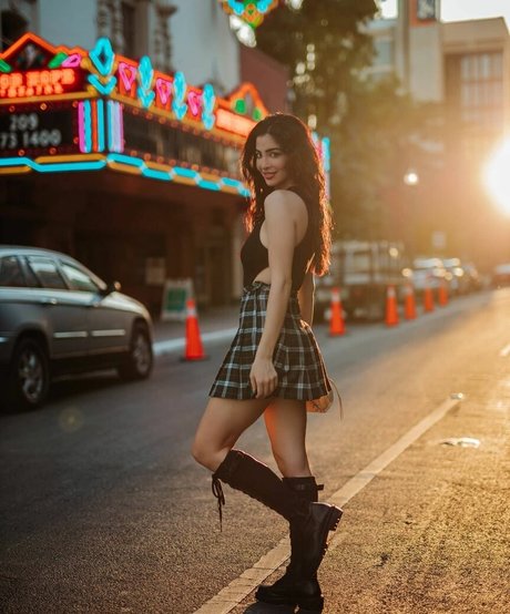 Elwa Saleh best pornstar photos