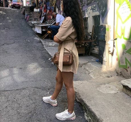 Elwa Saleh star nudes pictures