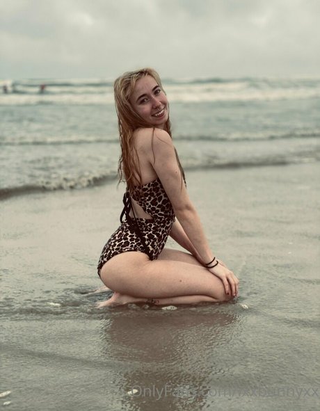 ixxbunnyxx star erotic images