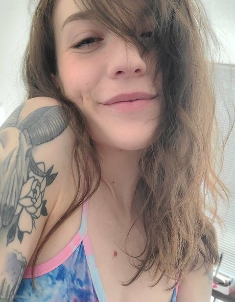 snoot model erotic pics