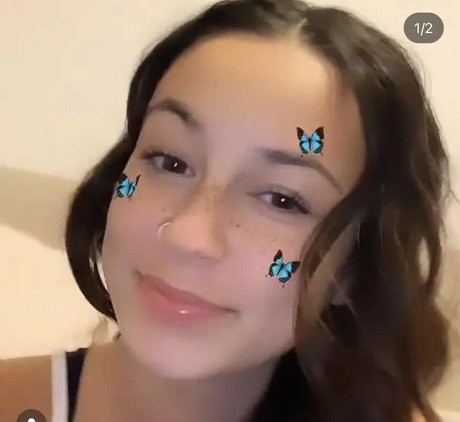 Willow Jade star exclusive pic