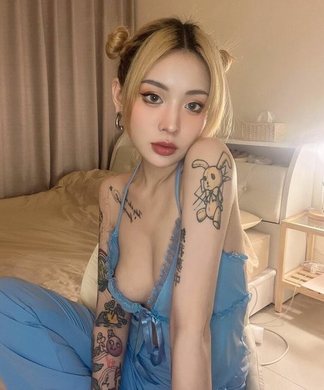 missmozzi pornstar art photos