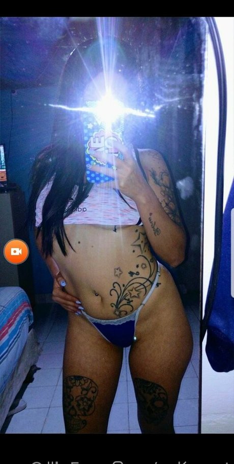 solanaat model sex photos