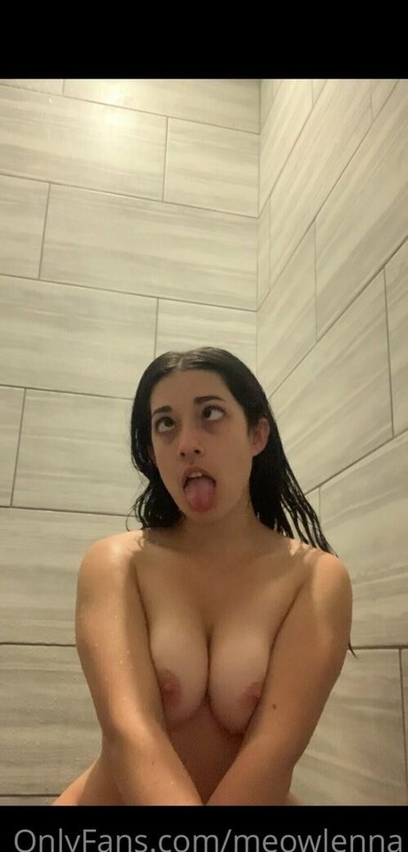 meowlenna beautiful actress image