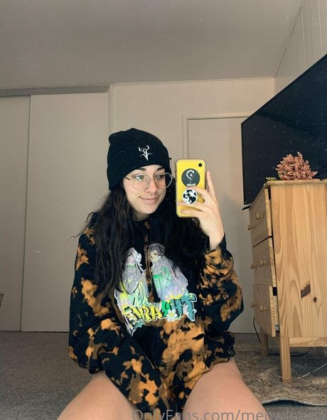 meowlenna model hd img