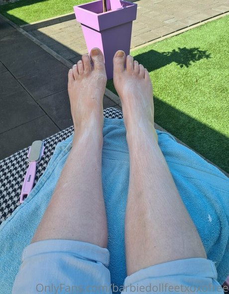 barbiedollfeetxoxofree star nice photo