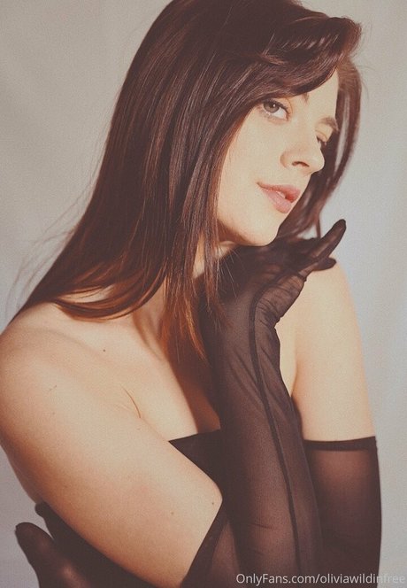 oliviawildinfree star naked image