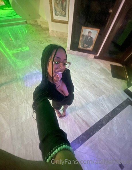 sexy mom onlyfans free porn pics