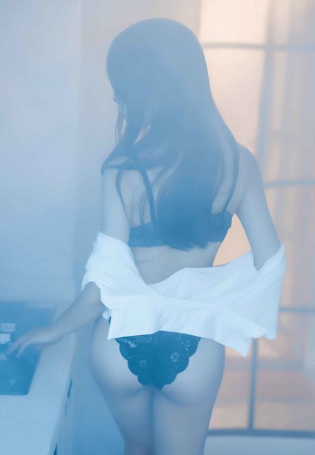 qiyuemiaozi nude star galleries