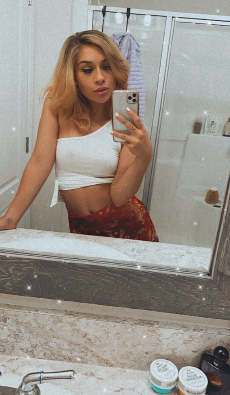 black female onlyfans hot sexy pictures