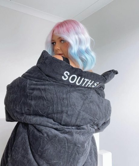 curvy muscle onlyfans hot porn galleries