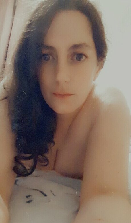 Piella Bakewell star adult image