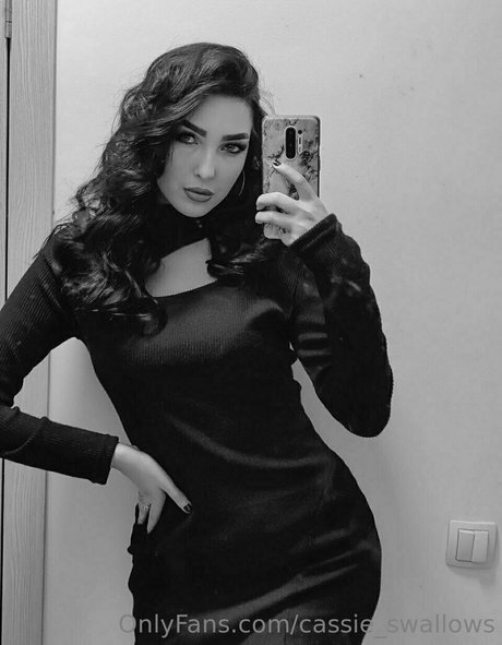 mature slut onlyfans free naked images