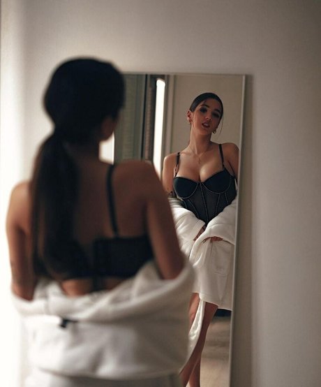 Towerssusy sexy model photo