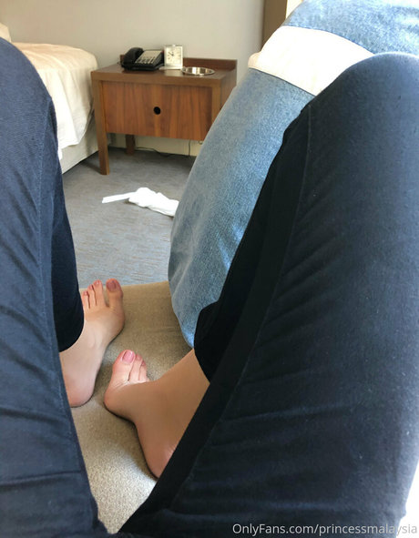 leather leggings onlyfans free nude img