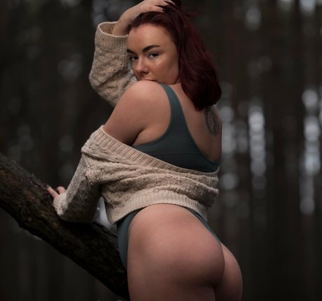 MayMorgan pornstar erotic pictures