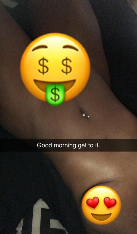 model onlyfans pornographic pictures