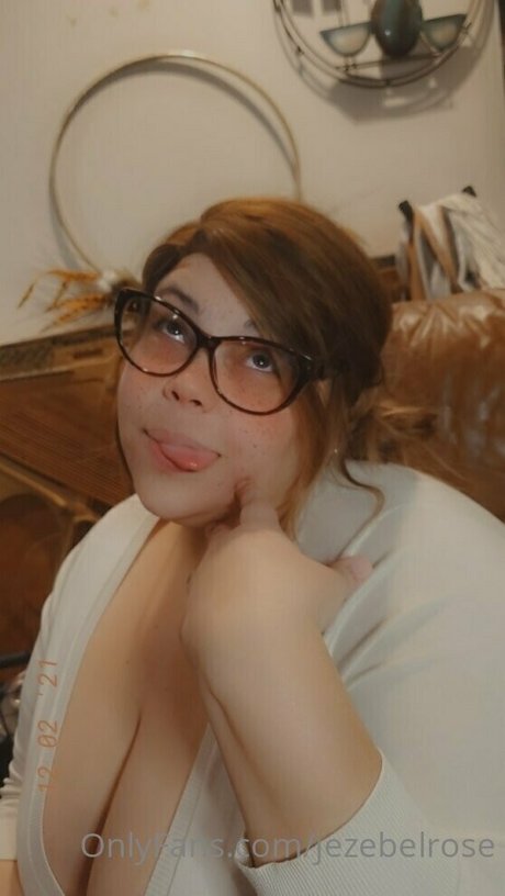 jezebelrose exclusive star pictures