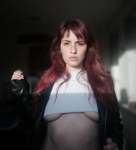 ammyredheadofficial pornstar top picture