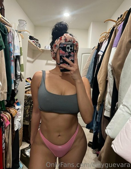 elsyguevara model high quality pic