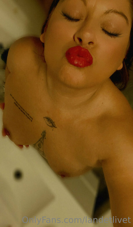 landetlivet model perfect photo