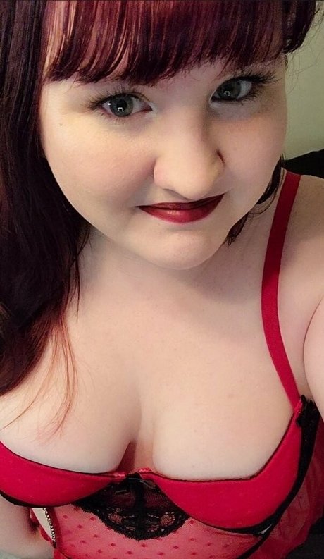 thictyphbbw nude star image