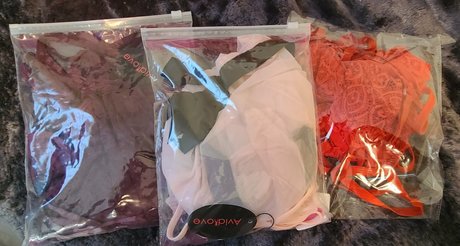 very skinny onlyfans free nude photo