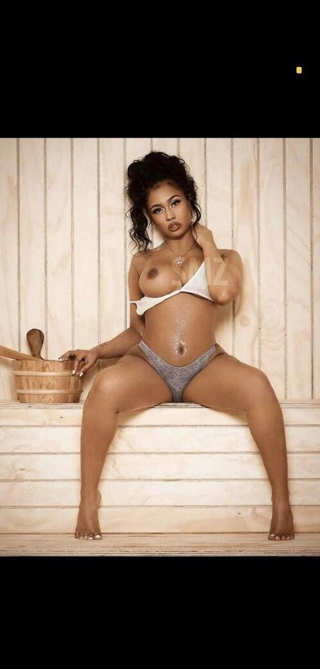 ohsoyoujade adult star images