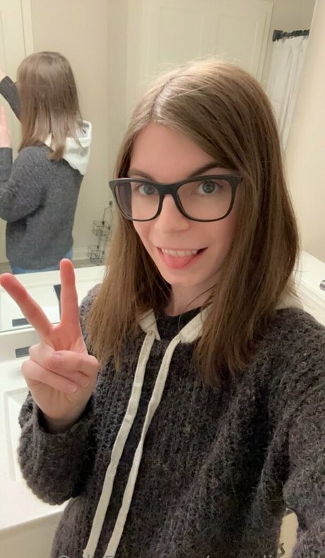 angelicsyd Quick photo