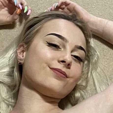 littlebabywhore xxx pornstar archive