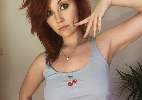 bigblueeyes666 nudes actress gallery