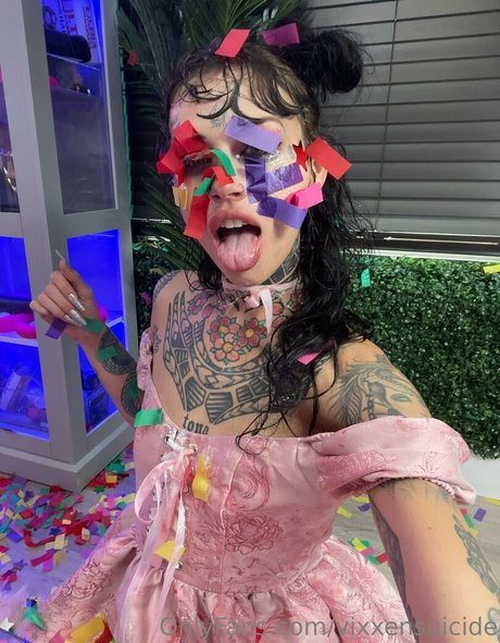 vixxensuicide star nudes picture